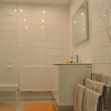 Apartmán 2-zimmer Mit Terrasse, Fernblick, Natur, Ruhig -